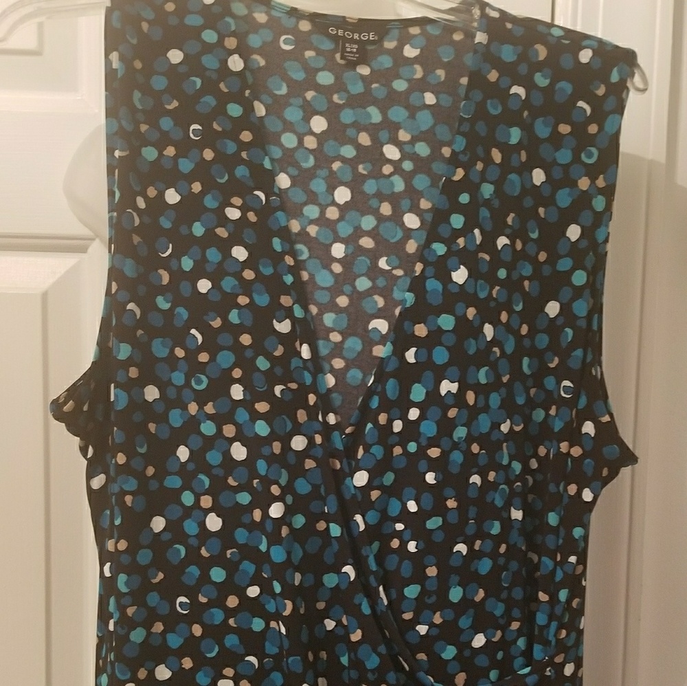Sleeveless V Neck blouse
